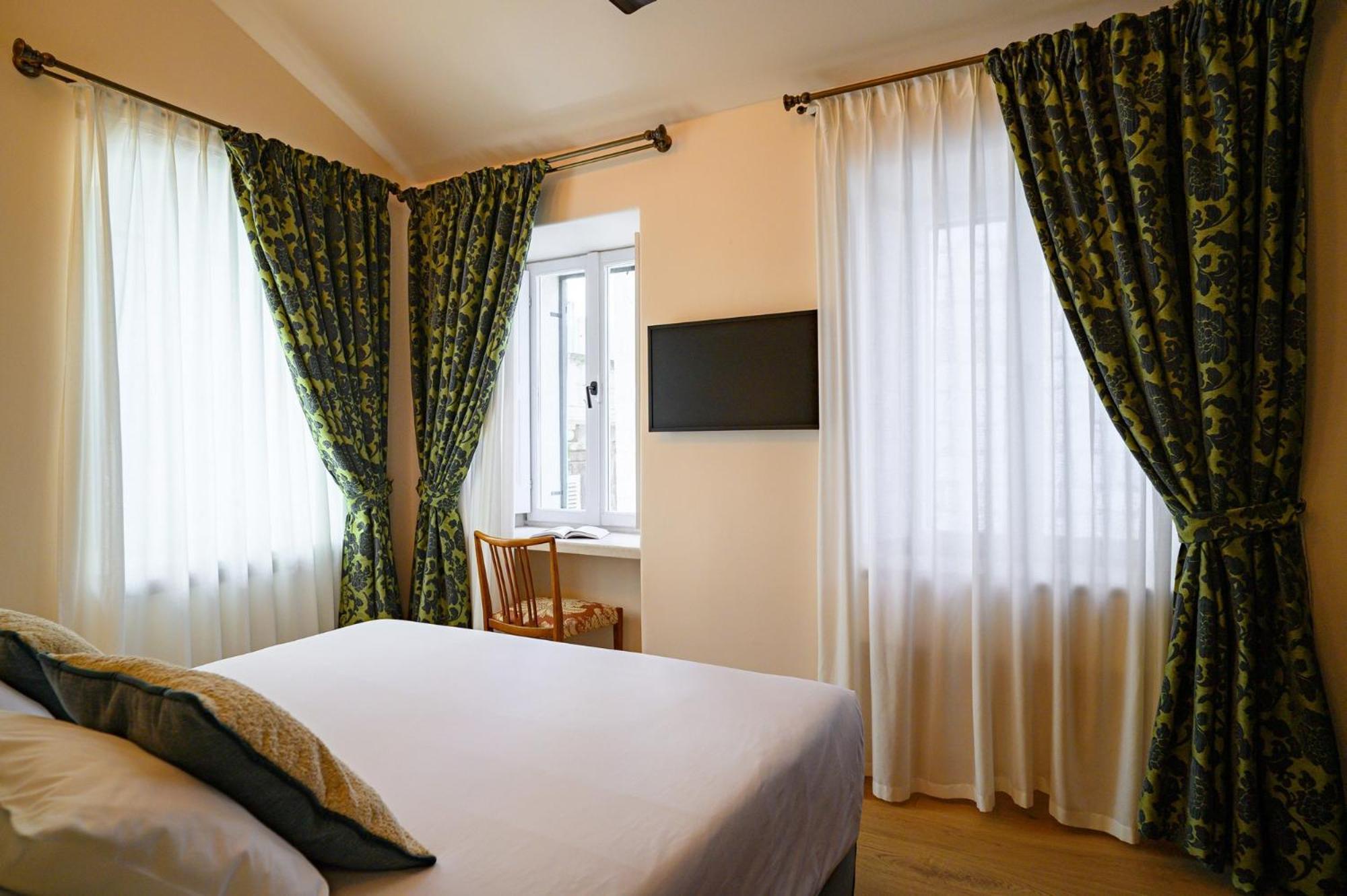 Hotel 7Oaks Noble House Ragusa Esterno foto