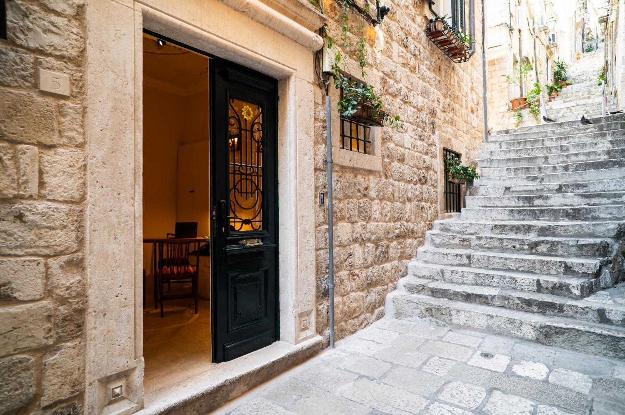 Hotel 7Oaks Noble House Ragusa Esterno foto